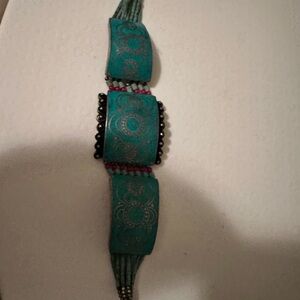 Elegant Turquoise Bracelet with Intricate Design